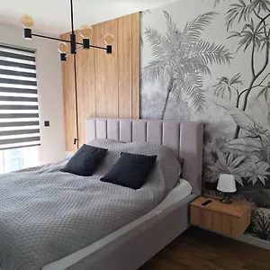 https://apt-zacisze-strzeszyn.poznan-hotels.com